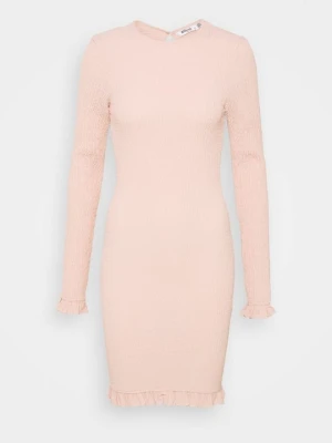 Obrázek produktu Pouzdrové šaty Missguided