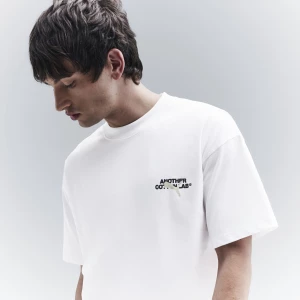 Obrázek produktu PUMA x ANOTHER COTTON LAB Sunday Running Club Logo Tee Unisex, Clothing, White