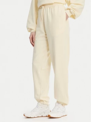 Obrázek produktu Reebok Teplákové kalhoty RK25529CCW Žlutá Regular Fit