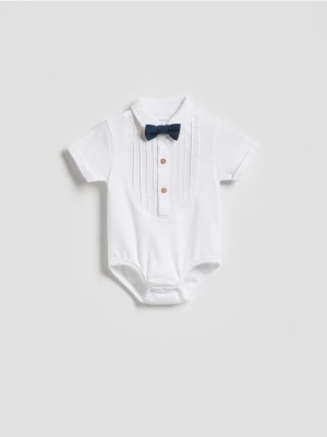 Obrázek produktu Reserved - Elegantní body s motýlkem - bílá