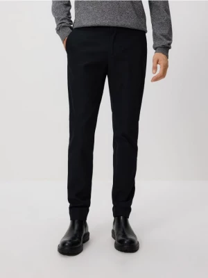 Obrázek produktu Reserved - Kalhoty chino slim fit - černý