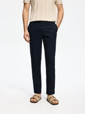 Obrázek produktu Reserved - Kalhoty chino slim fit - tmavomodrá