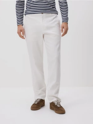 Obrázek produktu Reserved - Kalhoty chino slim se lnem - bílá