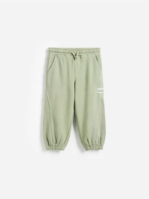 Obrázek produktu Reserved - Kalhoty joggers - světle zelená