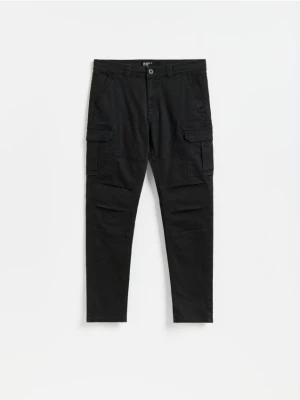 Obrázek produktu Reserved - Kalhoty slim fit cargo - černý