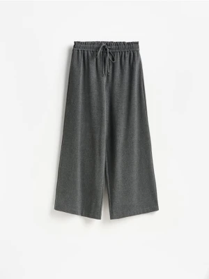 Obrázek produktu Reserved - Kalhoty wide leg s vázáním - tmavě šedá