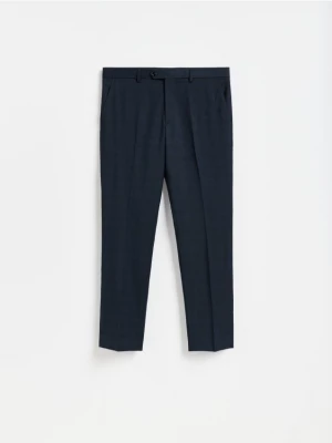 Obrázek produktu Reserved - Oblekové kalhoty slim fit - tmavomodrá
