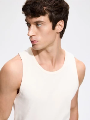Obrázek produktu Reserved - Tank top slim fit - krémová