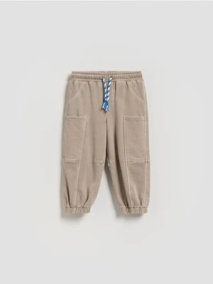 Obrázek produktu Reserved - Tepláky oversized - béžová