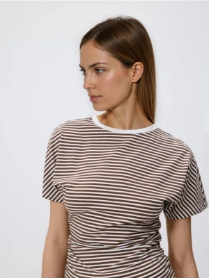 Obrázek produktu Reserved - Vypasované tričko s pruhy - vícebarevná