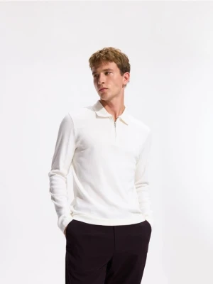 Obrázek produktu Reserved - Žebrované slim polo tričko - krémová