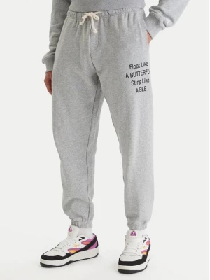 Obrázek produktu RVCA Teplákové kalhoty Va X Ali 23A123500 Šedá Relaxed Fit