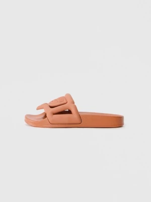 Obrázek produktu Sandály do bazénu Chiara Ferragni hnědá