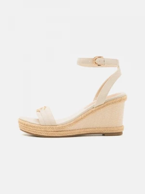 Obrázek produktu Sandály na klínu Anna Field By Zalando béžová