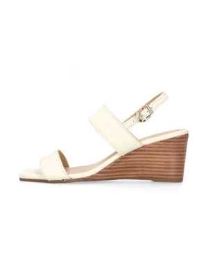 Obrázek produktu Sandály na klínu Carvela