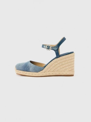 Obrázek produktu Sandály na klínu Michael Kors světlemodrý denim
