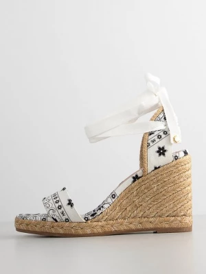 Obrázek produktu Sandály na klínu Stuart Weitzman