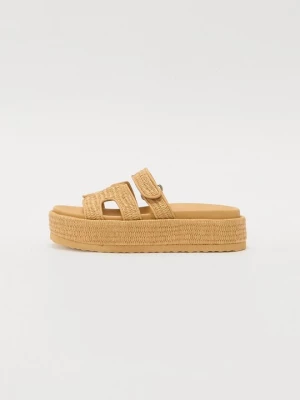 Obrázek produktu Sandály na platformě Steve Madden béžová