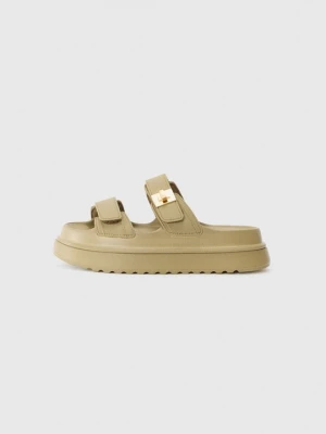 Obrázek produktu Sandály na platformě Steve Madden olivová