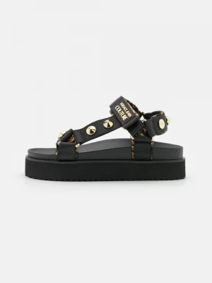 Obrázek produktu Sandály na platformě Versace Jeans Couture černá