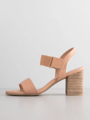 Obrázek produktu Sandály na vysokém podpatku Stuart Weitzman béžová