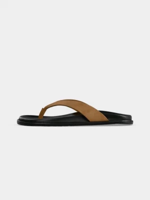 Obrázek produktu Sandály s odděleným palcem Stuart Weitzman hnědá