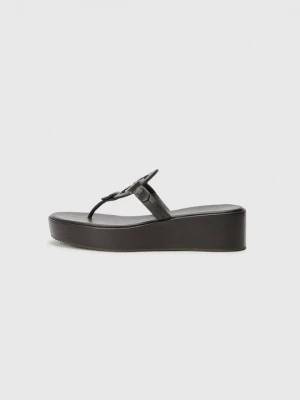 Obrázek produktu Sandály s odděleným palcem Tory Burch světlehnědá