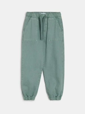 Obrázek produktu Sinsay - Jeansy jogger z efektem sprania - zielony