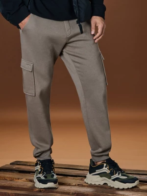 Obrázek produktu Sinsay - Kalhoty tapered cargo fit - hnědá
