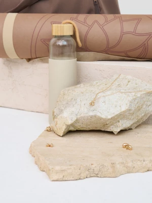 Obrázek produktu Sinsay - Náhrdelník s přívěskem ve tvaru třešně - zlatá