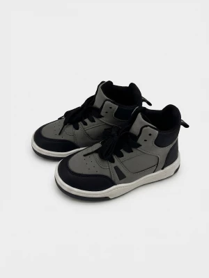 Obrázek produktu Sinsay - Sznurowane sneakersy za kostkę - wielobarwny