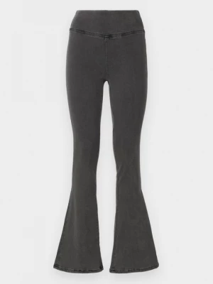 Obrázek produktu Široké džíny Gina Tricot