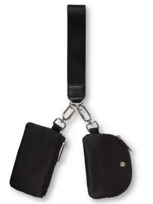 Obrázek produktu Skechers Keychain Double Pouch Bag v Černá