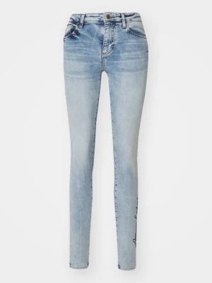 Obrázek produktu Skinny džíny Armani Exchange modrý denim