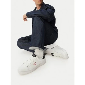 Obrázek produktu Sneakersy Guess FMJYUKELE12WHITE. Bílá