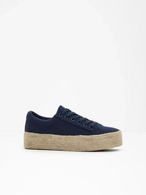 Obrázek produktu Sneakersy na podeszwie platformie BonPrix niebieski