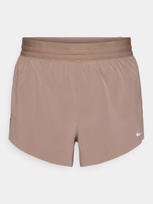 Obrázek produktu Šortky 2 v 1 Nike světle hnědošedá