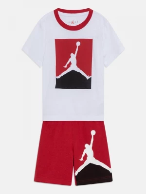 Obrázek produktu Sportovní kraťasy Jordan červená