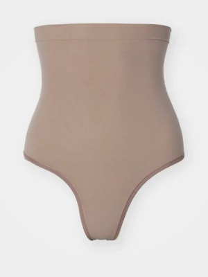 Obrázek produktu Stahovací prádlo SPANX béžová