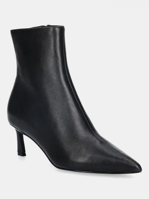 Obrázek produktu Steve Madden Kožené kotníkové boty Steve Madden Lulah černá