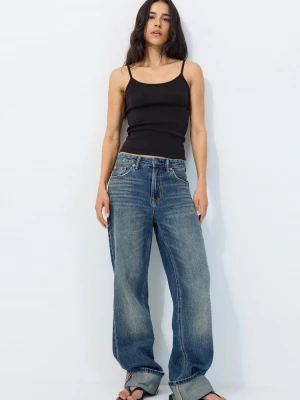Obrázek produktu Stradivarius B07 Žebrovaný Top Na Ramínka Černá