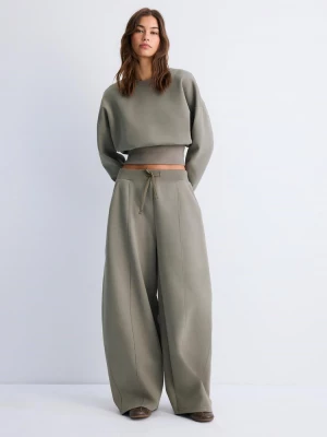 Obrázek produktu Stradivarius Cropped Mikina Pásem Brown