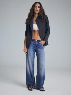 Obrázek produktu Stradivarius Džíny D91 S Low Waist Střihem A Širokými Nohavicemi Středně Modrá