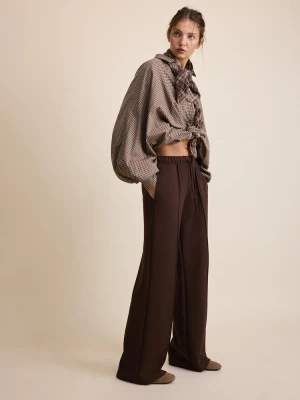 Obrázek produktu Stradivarius Jogger Kalhoty Široké Nohavice S Puky, Jemné Na Dotek Hnědá