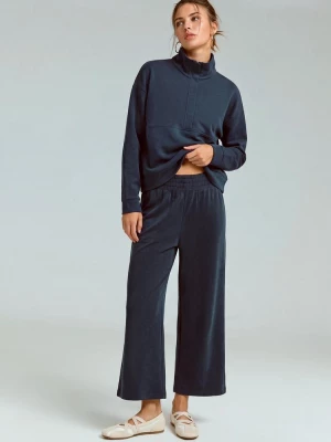 Obrázek produktu Stradivarius Kalhoty Culottes S Jemným Povrchem Tmavě Námořnická Modrá