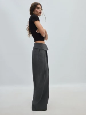 Obrázek produktu Stradivarius Kalhoty Wide Leg S Ohrnutým Pasem Dark Grey