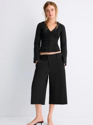 Obrázek produktu Stradivarius Košile S Výstřihem Do V A Řasením Black