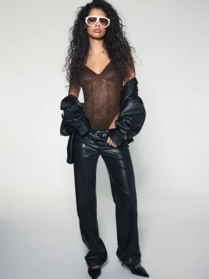 Obrázek produktu Stradivarius Krajkové Body Na Ramínka Hnědá