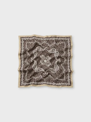 Obrázek produktu Stradivarius Leopardí Šátek Khaki