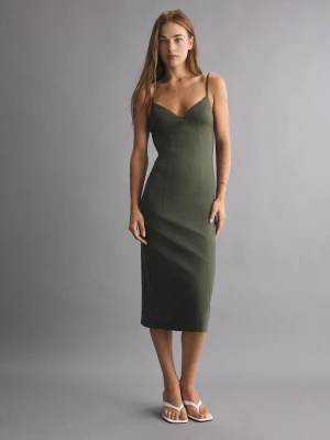 Obrázek produktu Stradivarius Midi Šaty Z Bengálského Plátna Na Ramínka Khaki